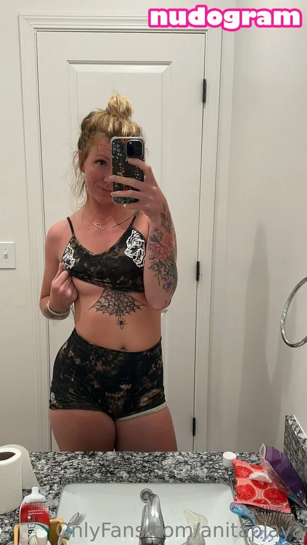 anita playa (VIP) 💜