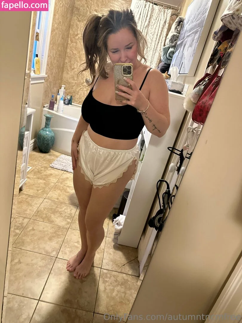 Autumn - The Naughty 🇨🇦 M***