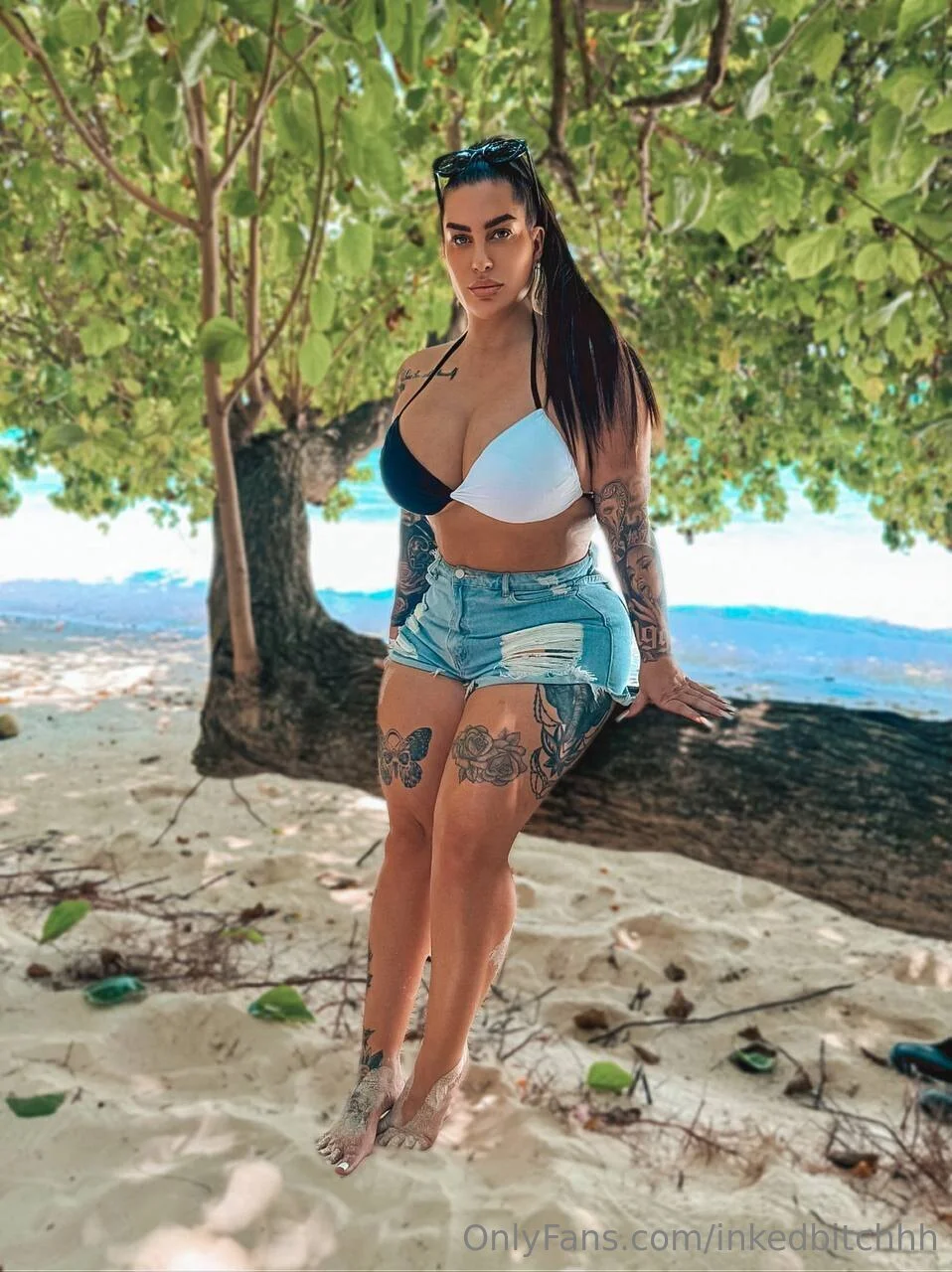 Inkedbitch - I own your dick 😏