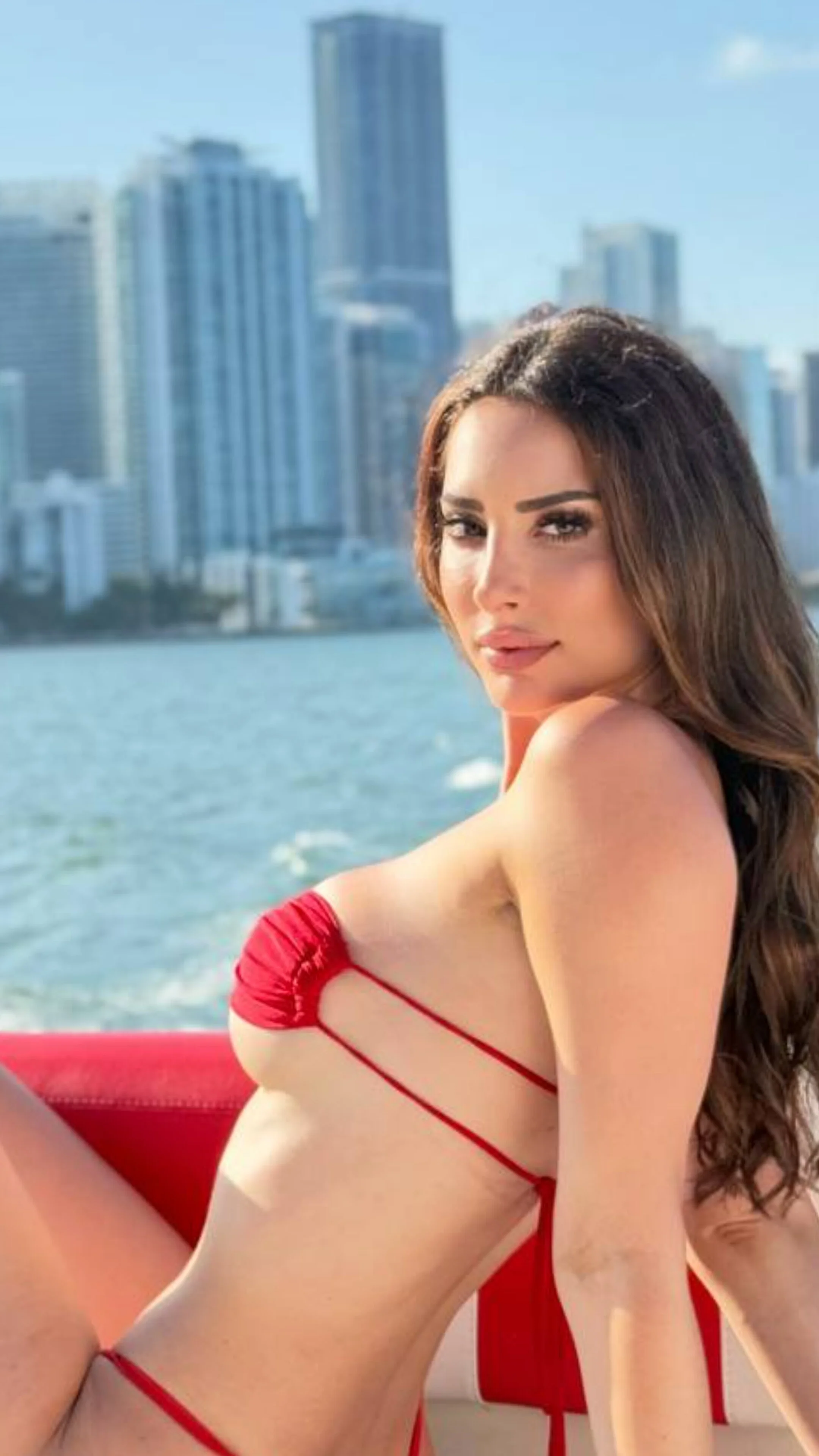 🦋 P̷A̷T̷R̷I̷C̷I̷A̷ C̷A̷S̷T̷I̷L̷L̷O̷ 🦋