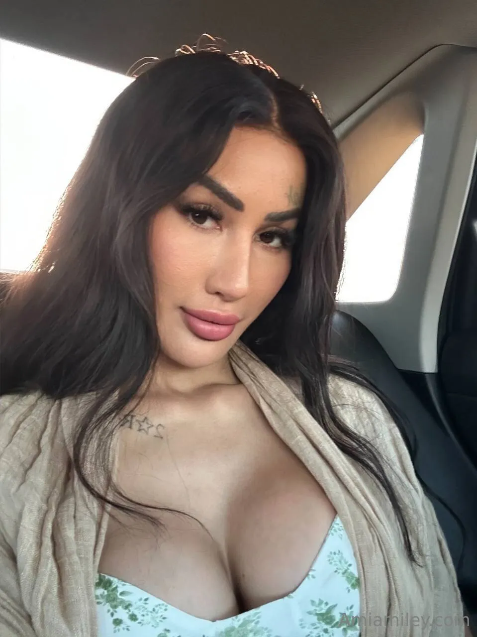 Amia Miley 💕 BDAY NOV 23 🎂