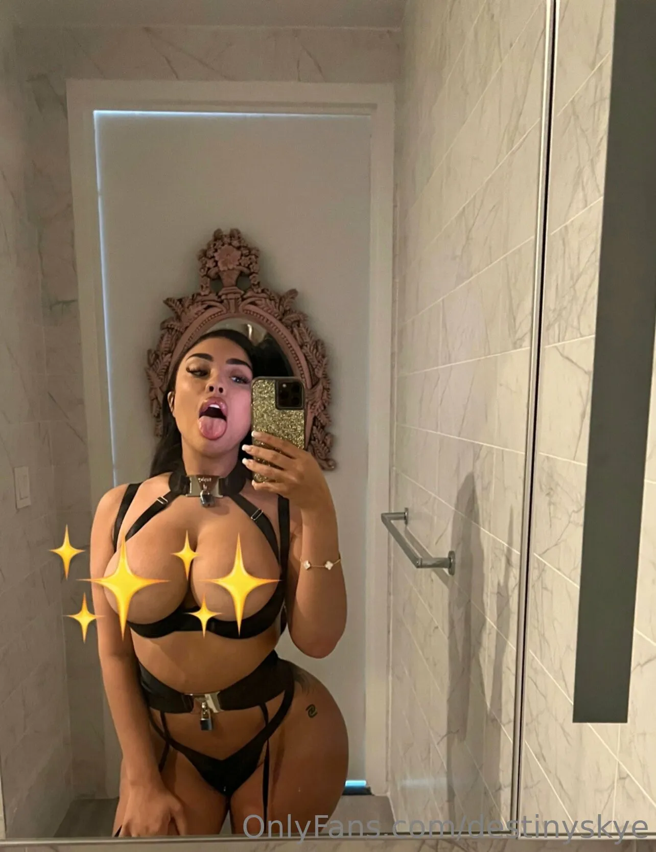 Destiny Skye 💕 (RATED #1 TITS ON OF 🏆)