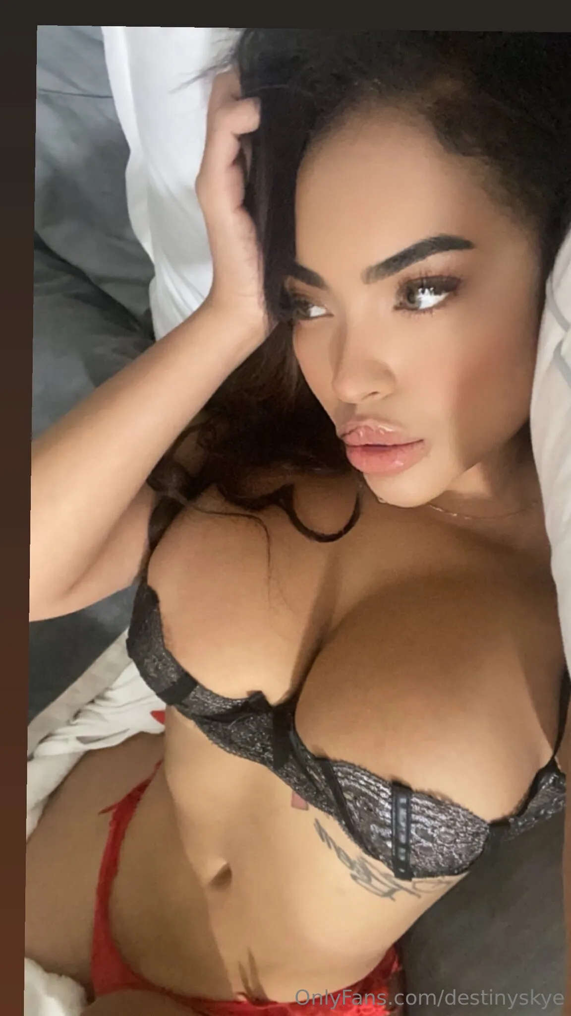 Destiny Skye 💕 (RATED #1 TITS ON OF 🏆)