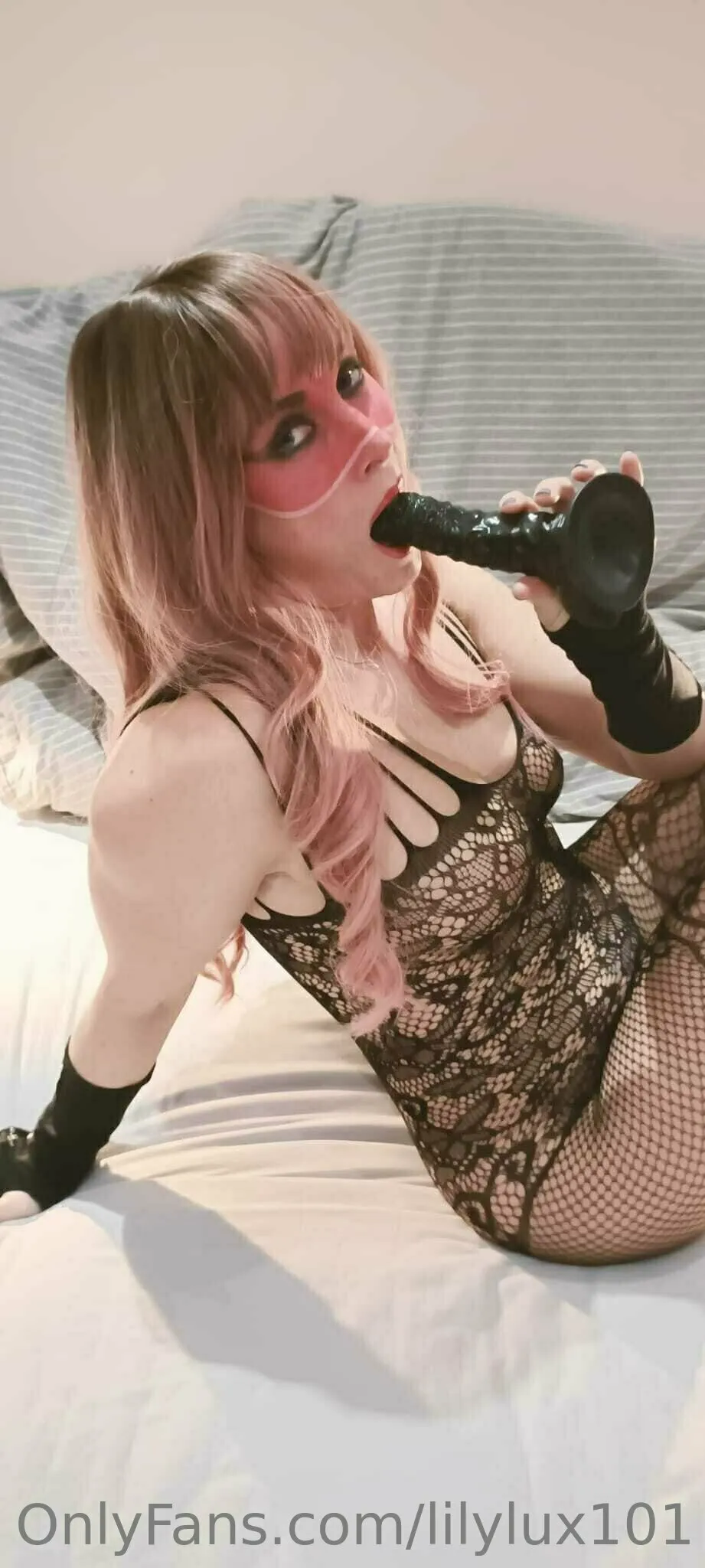 𝕭𝖆𝖓𝖌𝖎𝖓 𝕭𝖑𝖆𝖈𝕶 𝕭𝖔𝖔𝕶™️