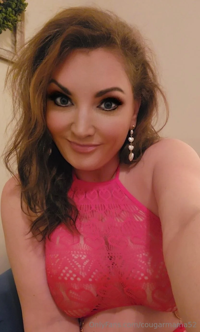 Cougar Mama Candace (Candy Redwing)