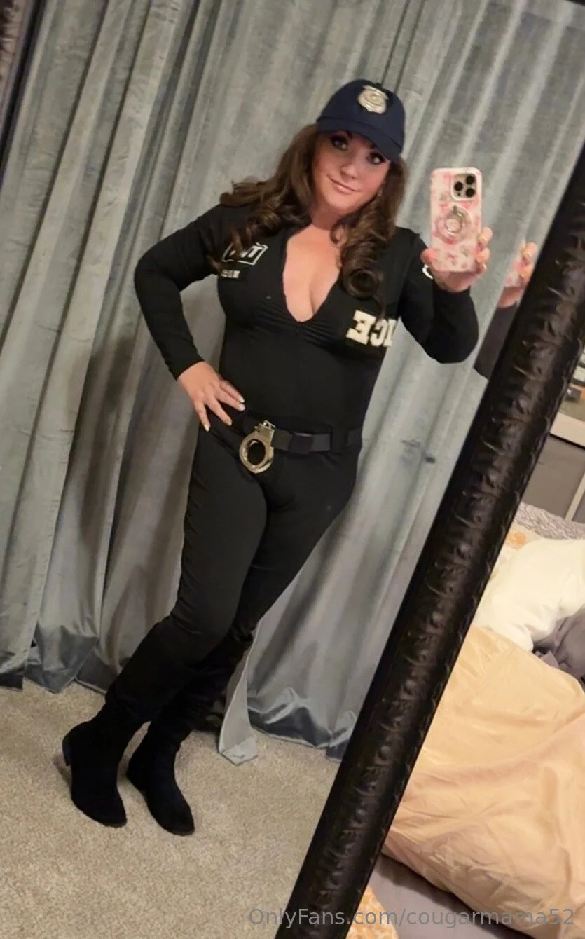 Cougar Mama Candace (Candy Redwing)