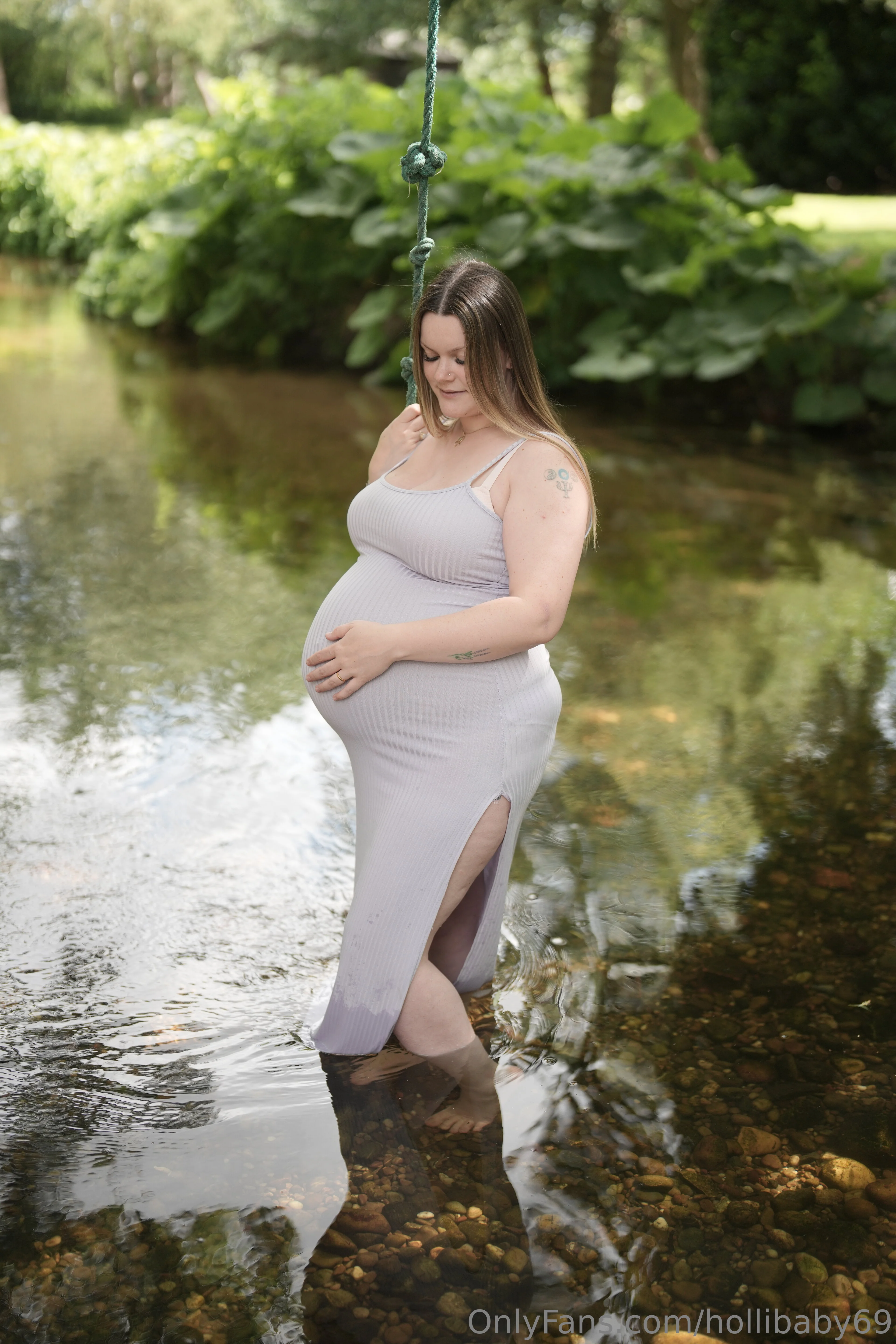 Milk Mommy Holli 🍼