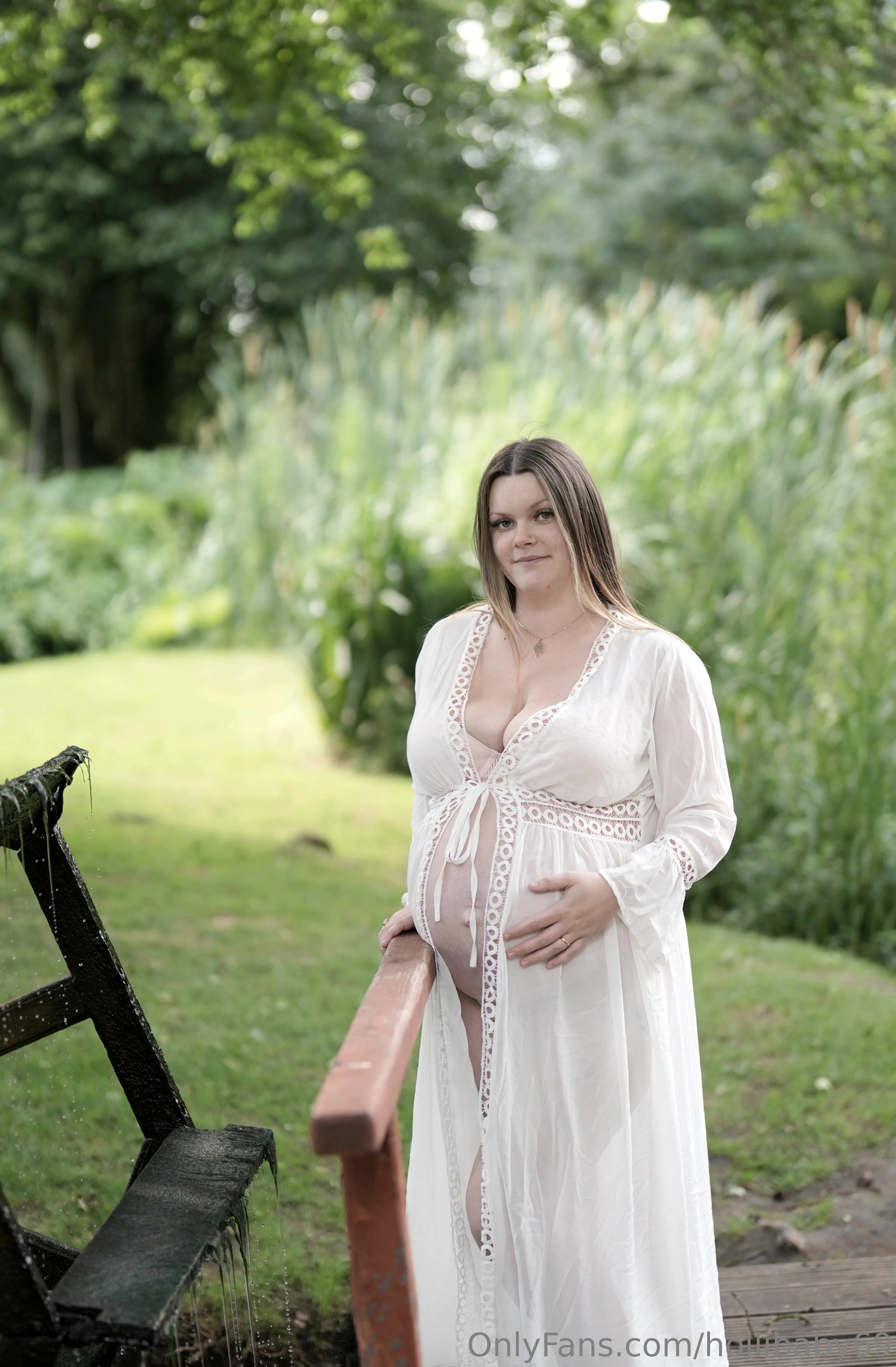 Milk Mommy Holli 🍼