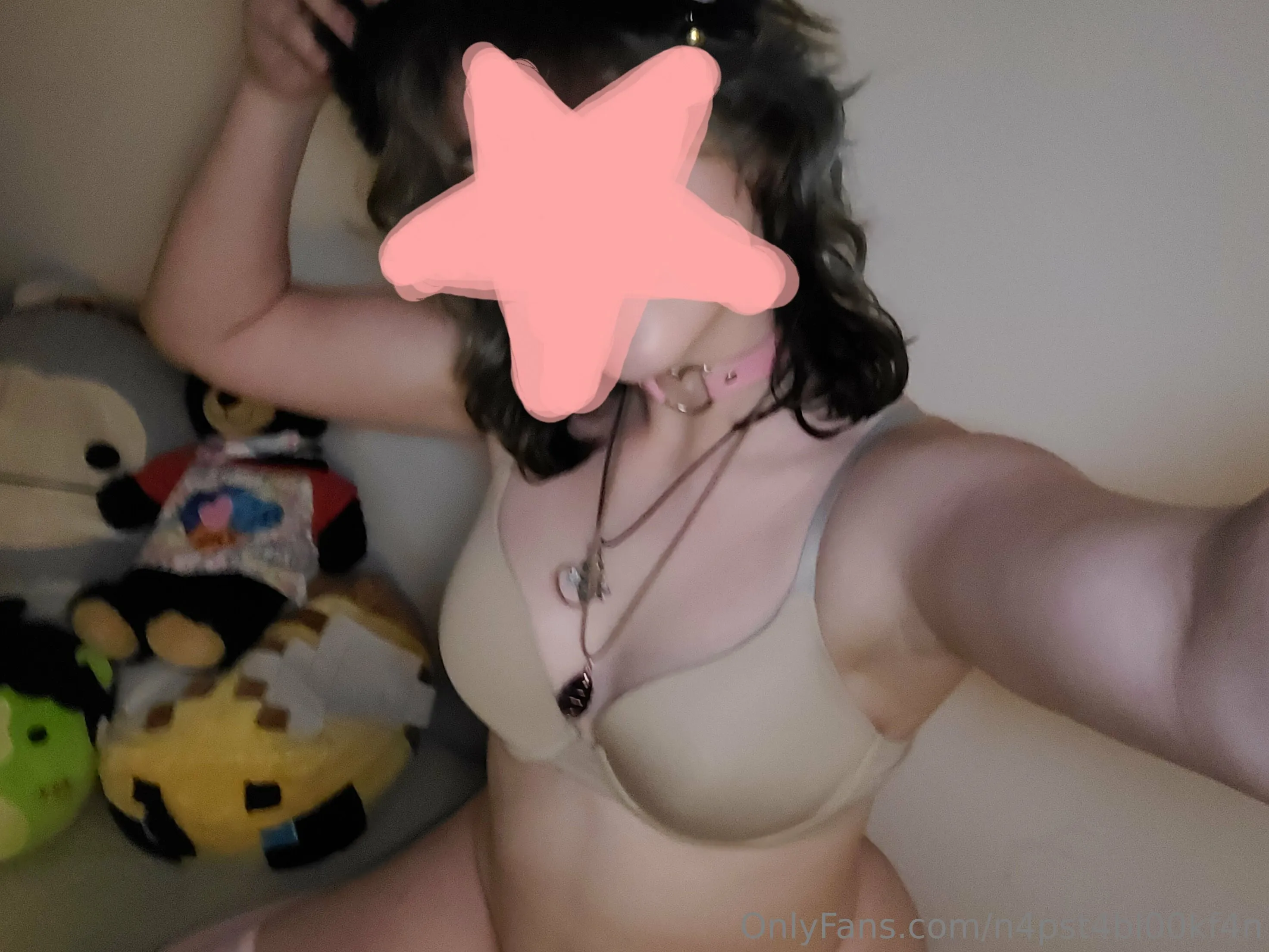 ✧ 𝕘𝕙𝕠𝕤𝕥 ✧