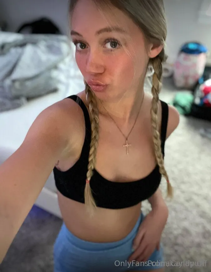 𝑴𝒊𝒔𝒔 𝑷𝒐𝒍𝒊𝒏𝒂