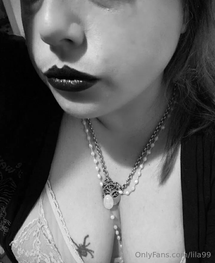 𝑳𝒊𝒍𝒂 🔥 𝑵𝒖𝒅𝒆𝒔 & 𝑽𝒊𝒅𝒆𝒐𝒔