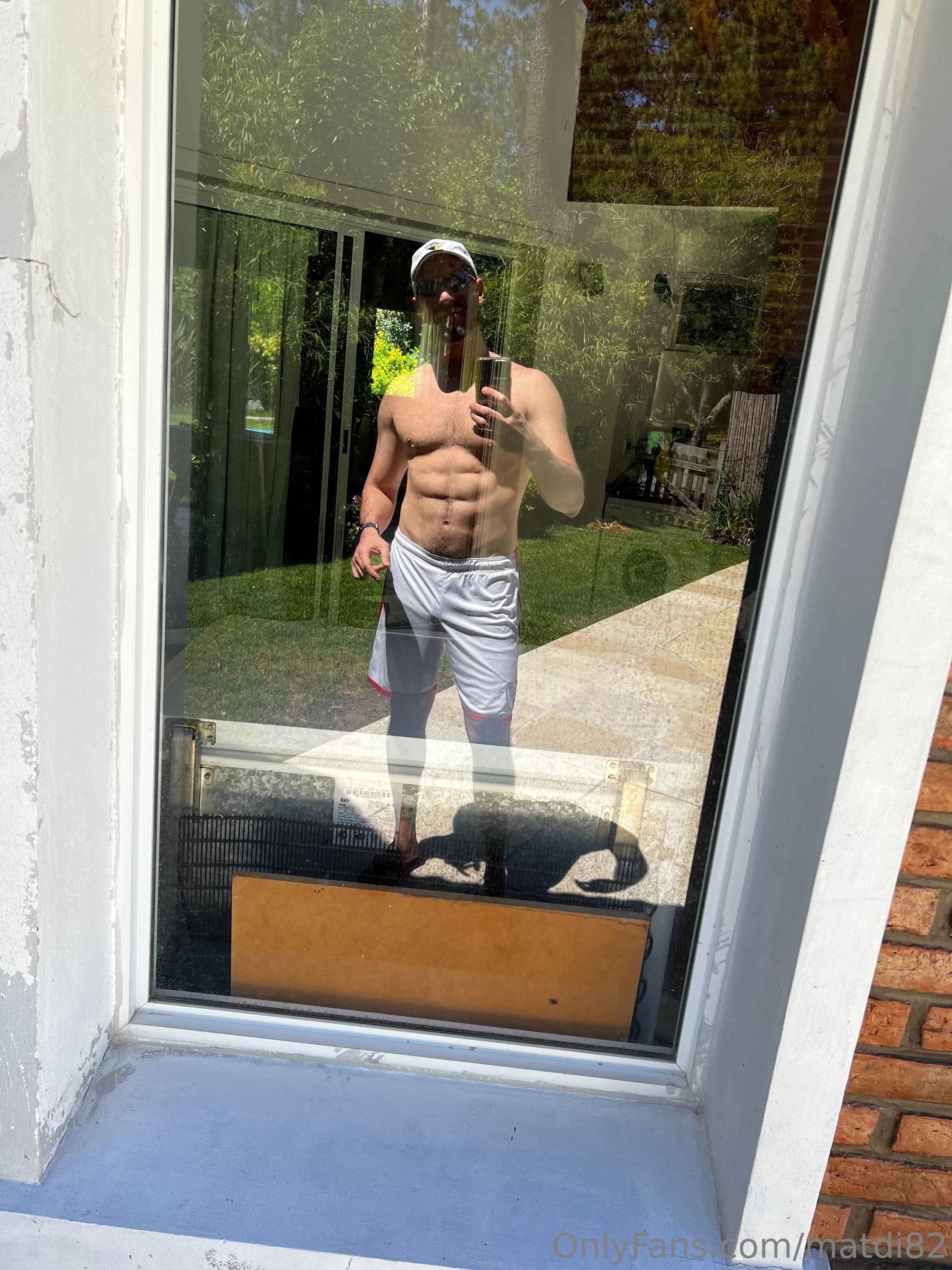 Nicolas Matthias FREE