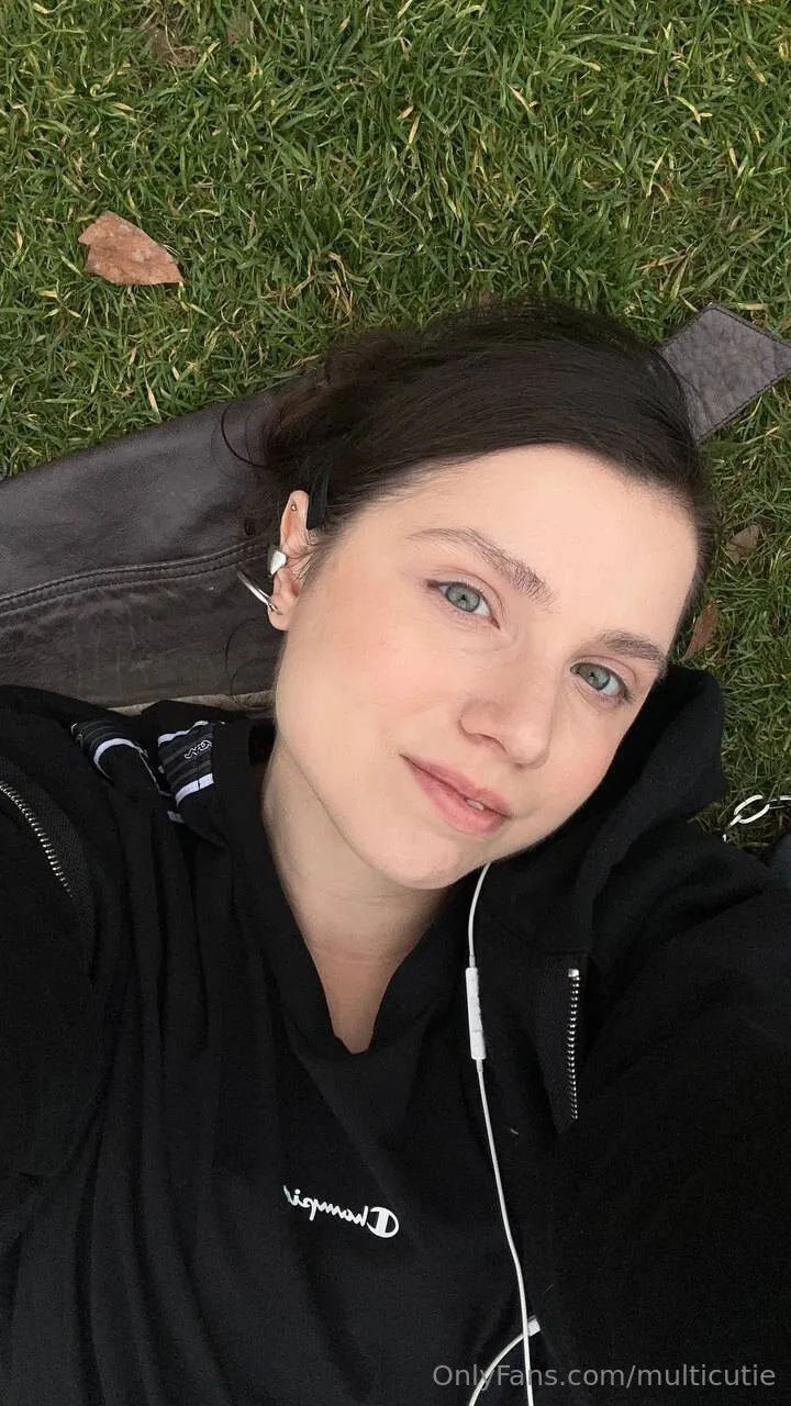 𝗦𝗧𝗘𝗟𝗟𝗔