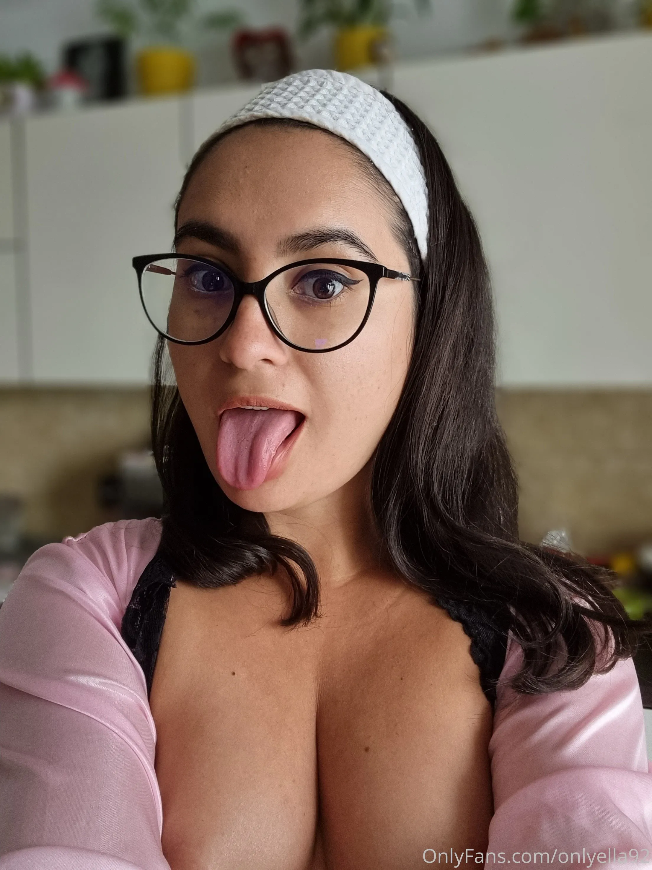 🎉Ella 💖 FREE🎉