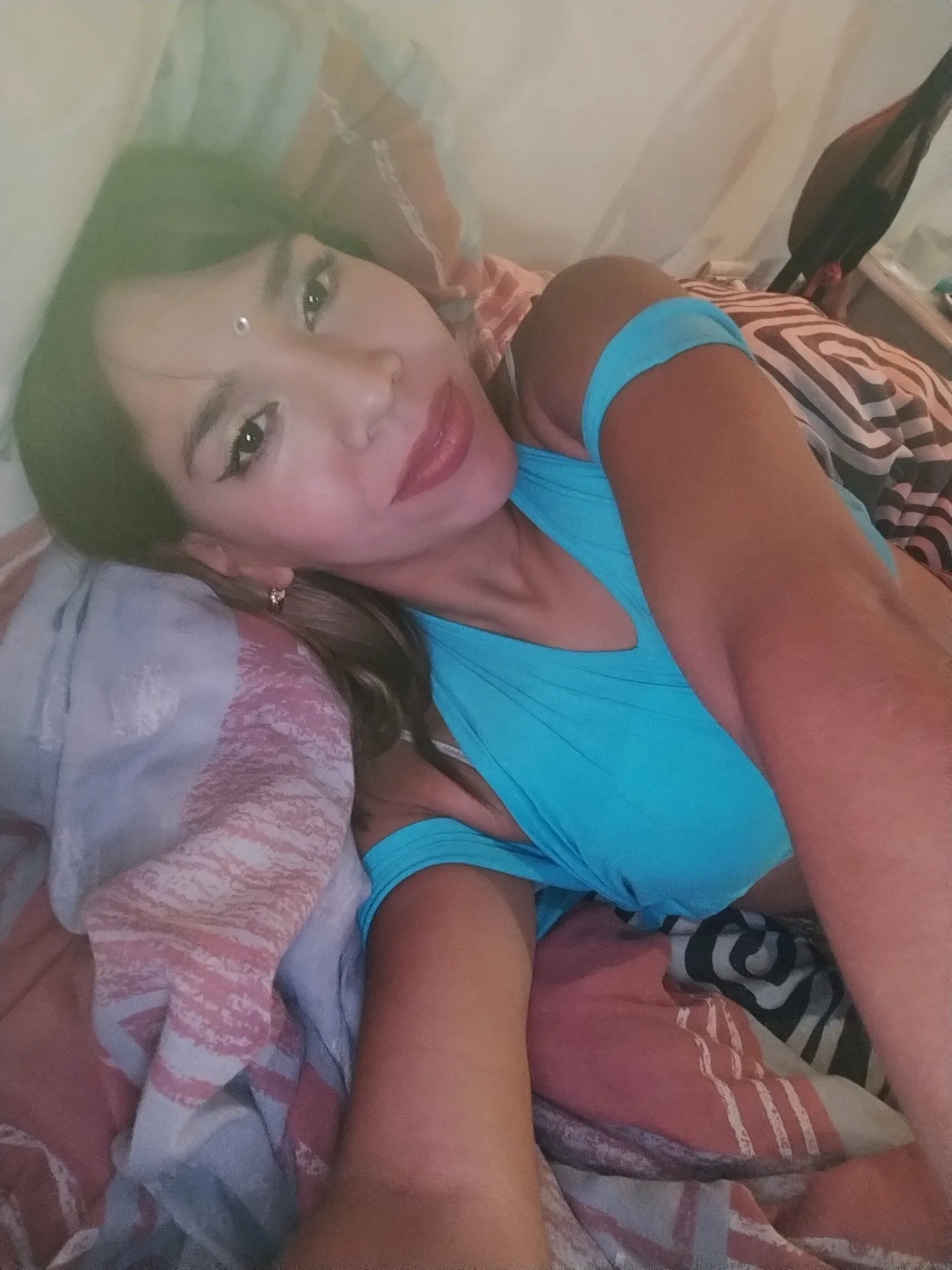 Roxi la Reyna de las Morenitas😍