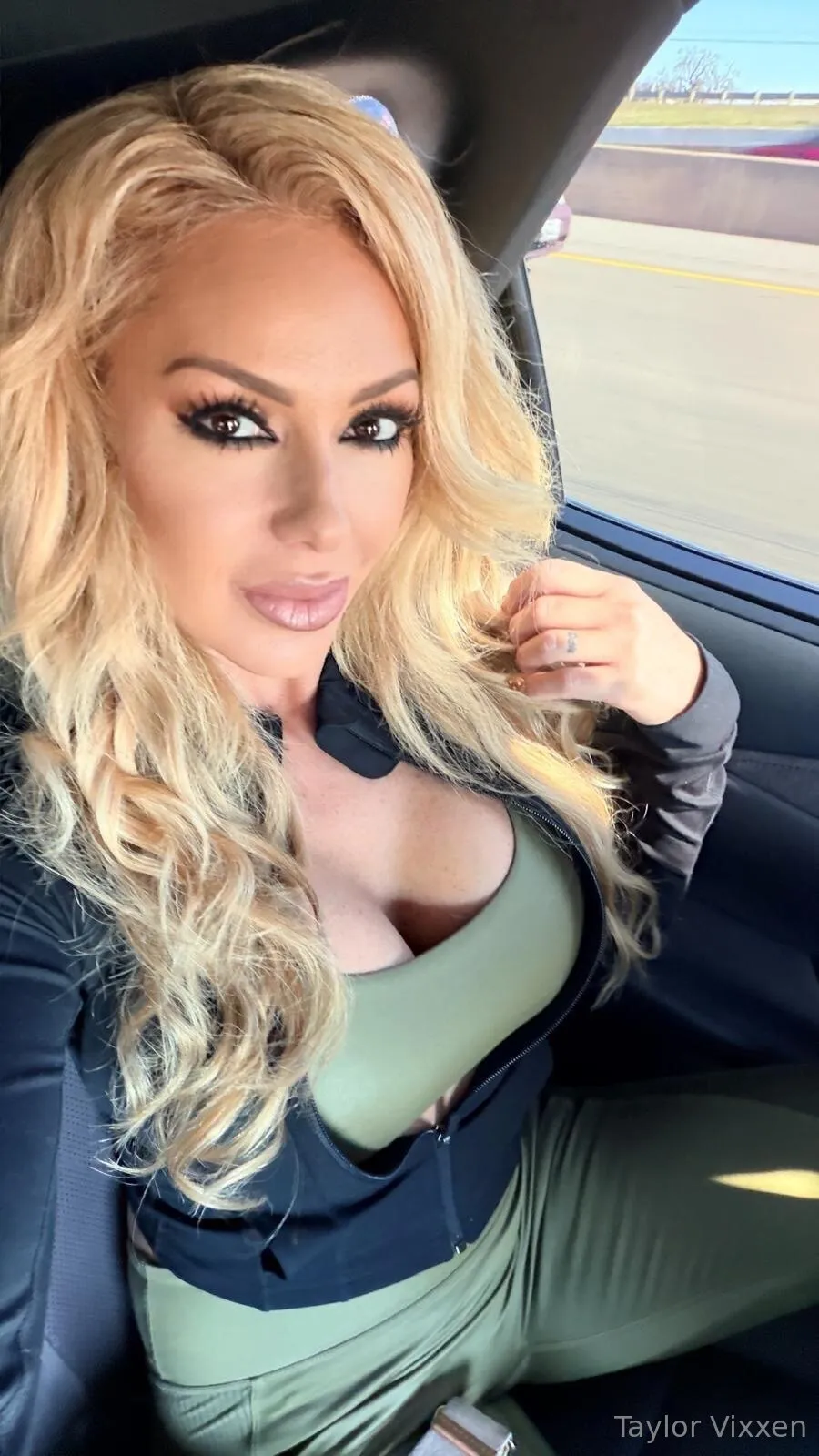 Taylor Vixxen