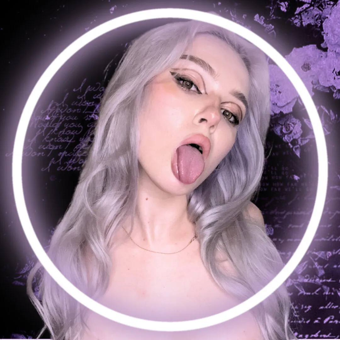 ⨢𝓛̟𝓲̟𝓷̟𝓭̟𝓪̟ ̟𝓖̟𝓸̟𝓽̟𝓱̟⨢